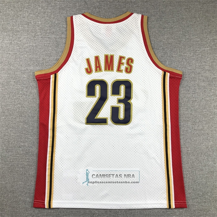 Camiseta Nino Cleveland Cavaliers LeBron James NO 23 Mitchell & Ness 2003-04 Blanco